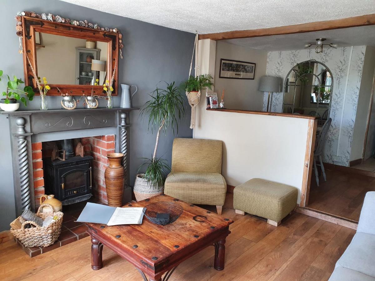 Wales' Highest Village - The Chartist Cottage - Trefil Tredegar Екстериор снимка